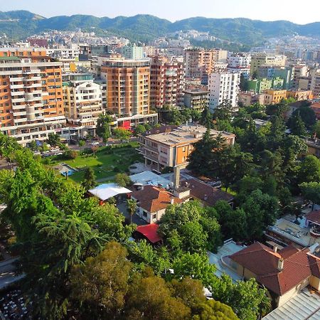 Hotel Palma Tirana Esterno foto