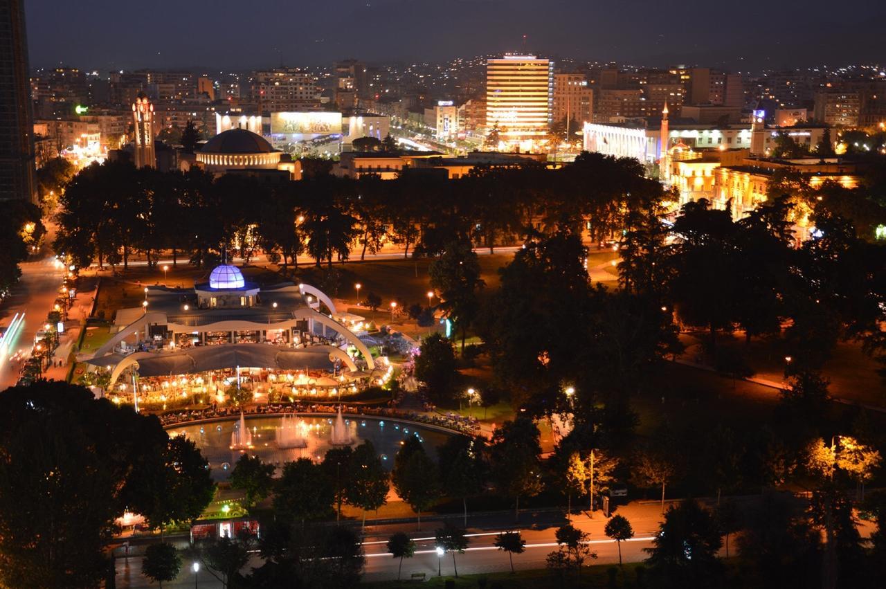 Hotel Palma Tirana Esterno foto